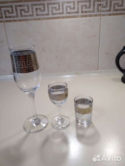 Набор бокалов