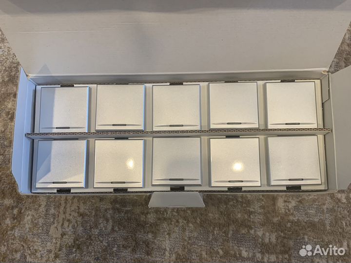 Bticino Переключатель 1кл с индикацией