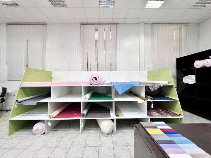 Торговая площадь, 134.7 м². 1-я линия