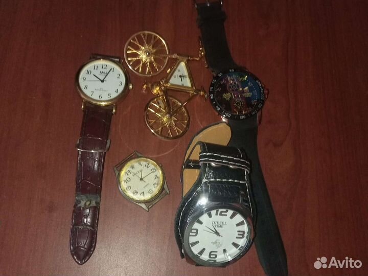 Часы на запчасти