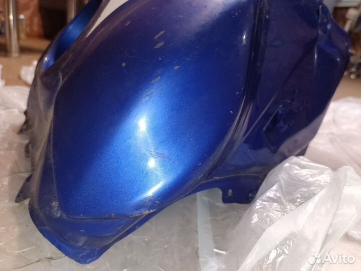 Бензобак Yamaha R6 2006-2007 года