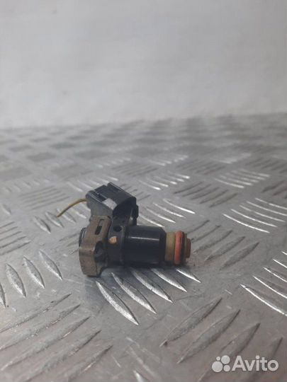 Форсунка Honda Civic 1.6 D16W1 2002