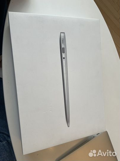 Apple macbook pro 2011 год