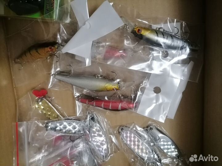 Блесны, воблеры,крючки