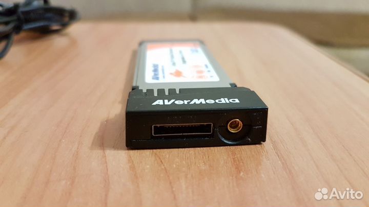 Продам тв тюнер AVerMedia