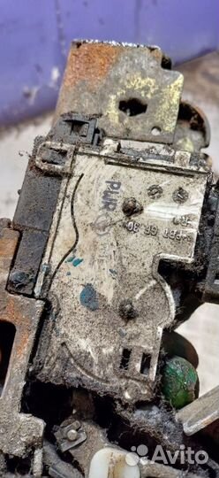 Замок двери задней правой Ford Transit 3 restailing 2008