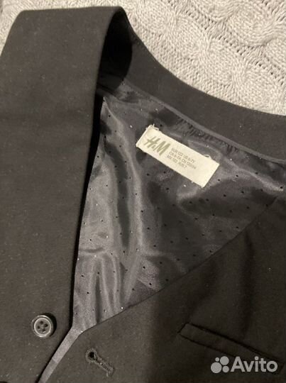 Костюм H&M 122р (школьный)