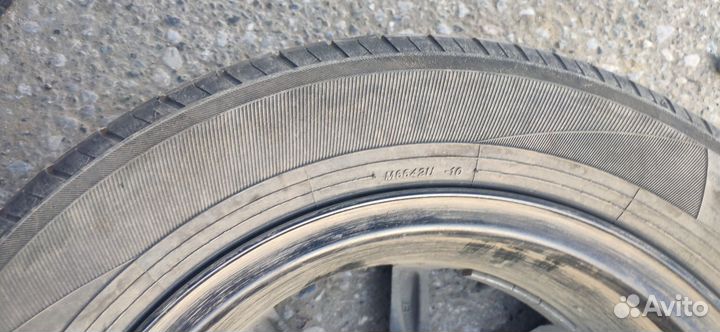 Yokohama BluEarth-ES ES32 185/60 R14 82H