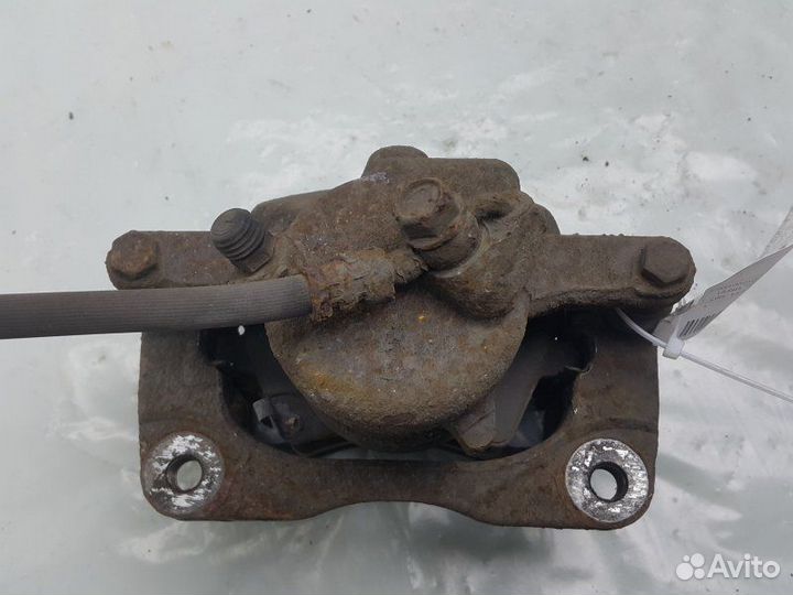 Суппорт тормозной передний левый Suzuki Sx 4