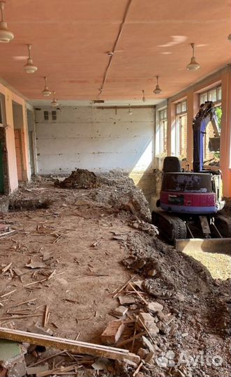 Услуги трактора экскаватора