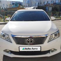 Toyota Camry 2.5 AT, 2014, 138 000 км, с пробегом, цена 2 200 000 руб.