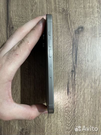 iPhone 15 Pro, 256 ГБ