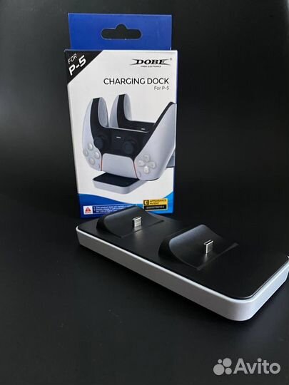 Зарядная станция для джостиков PS5 dobe