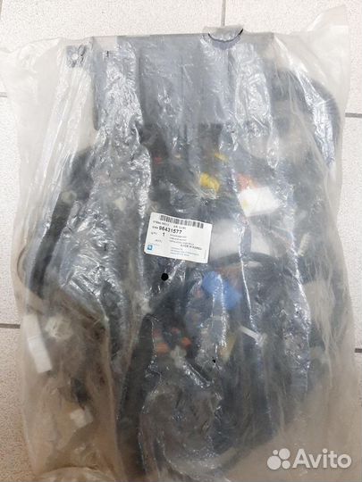 96431577 - W harness FRT