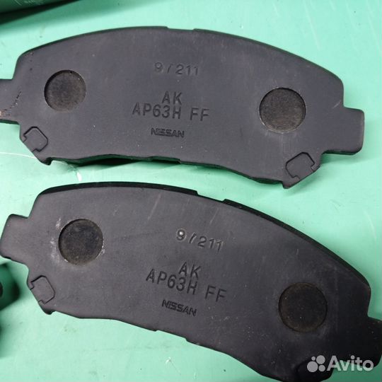 Колодки тормозные Ниссан D1060JE21A