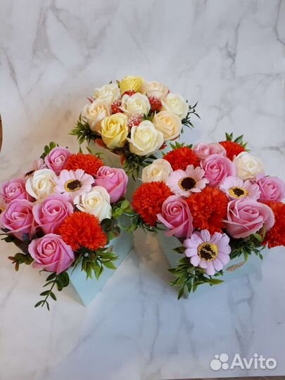 Букеты из 13 мыльных роз учителю 1 сентября