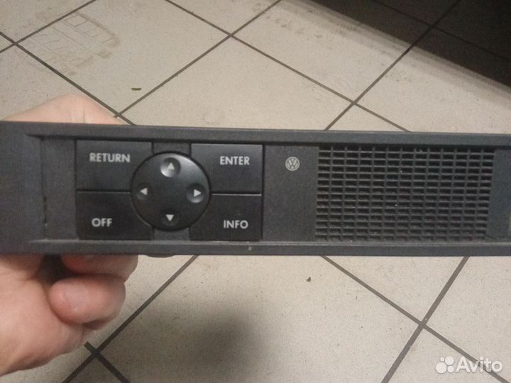 Панель навигации Фольксваген Пассат 3В0 919 885А