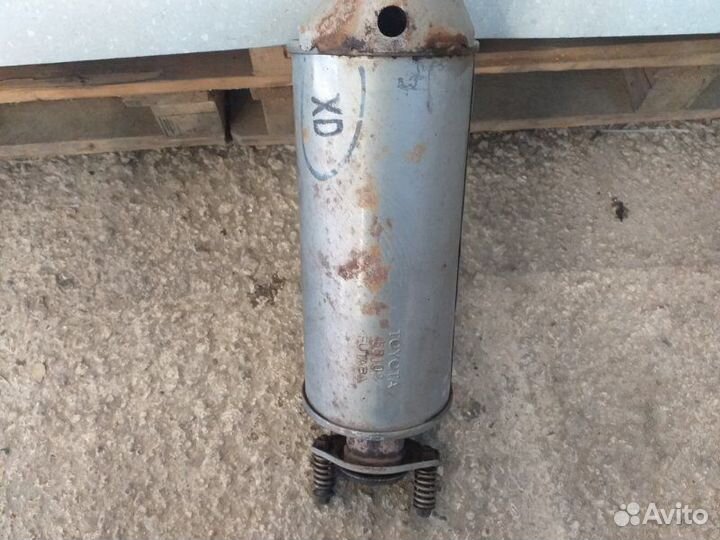 Средняя часть глушителя Lexus Is 250 седан 2.5