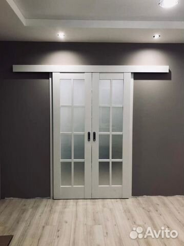 Дверь-купе со стеклом межкомнатная