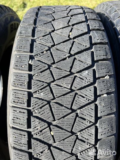 Bridgestone Blizzak DM-V2 235/65 R17 108S