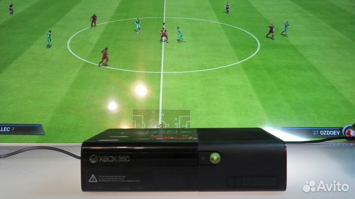 Игровая приставка Microsoft Xbox 360