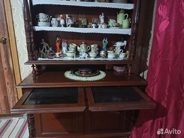 Старинный буфет