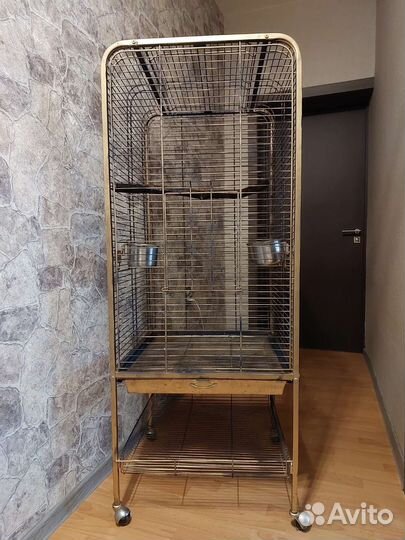Клетка-вольер для крупных попугаев