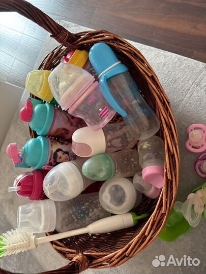 Бутылочки для кормления avent