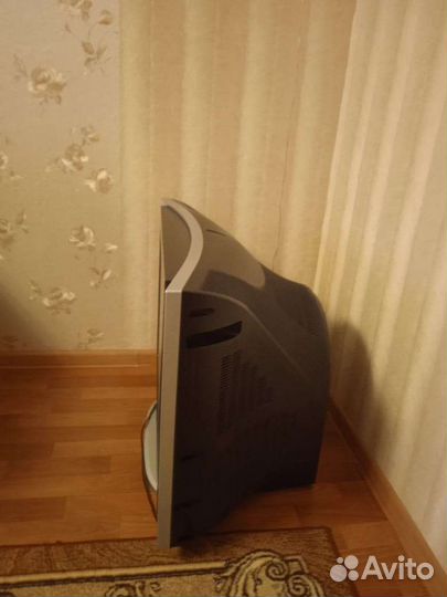 Телевизор samsung