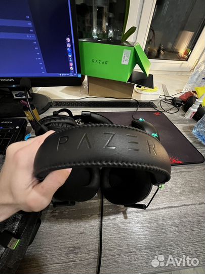 Игровые наушники Razer Blackshark v2