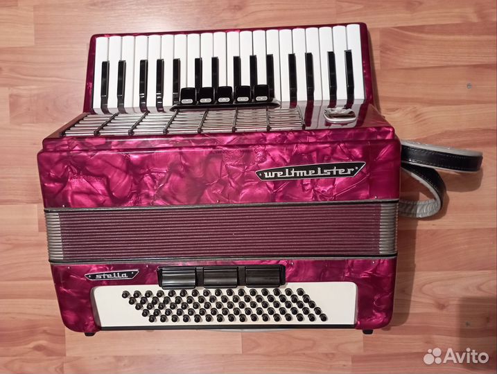 Аккордеон weltmeister stella