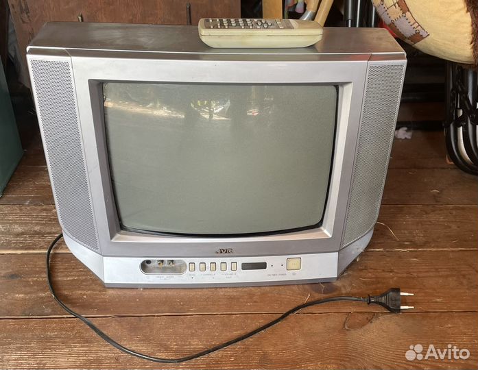 Телевизор JVC