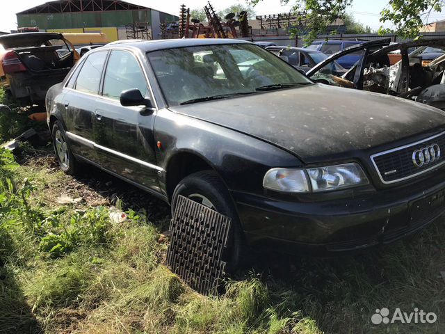 Крылья на Audi A8