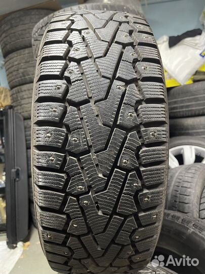 Pirelli Ice Zero 205/60 R16