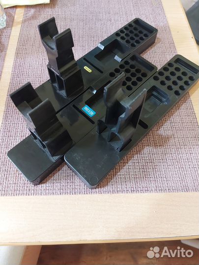 Подставки и чехлы дл пистолетов