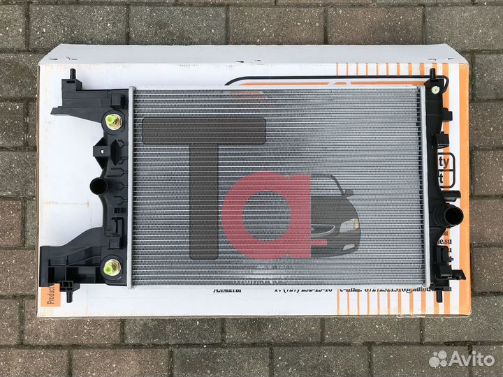 Радиатор охлаждения Cruze и Astra J МКПП