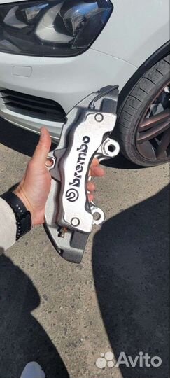 Тормозная система Brembo z18. Akebono. AP racing