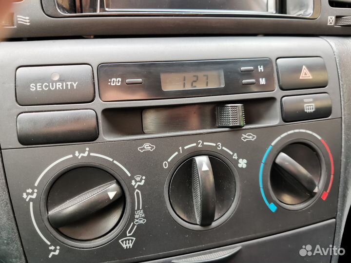 Часы для Toyota Corolla e120