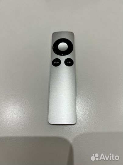 Apple TV 2 приставка