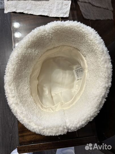 Панама плюшевая женская H&M