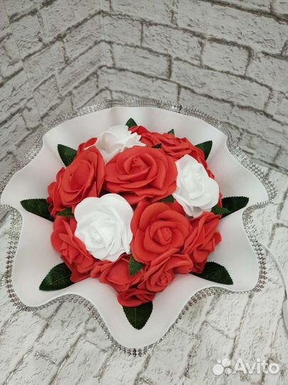 Светильник из роз