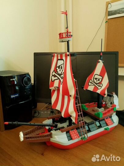 Lego 7075 пиратский корабль