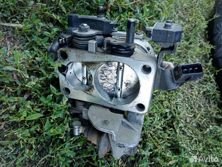 Дроссельная заслонка audi 100с4 2,3дв