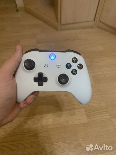 Геймпад xbox One