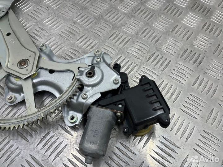 Стеклоподъемник передний левый Toyota Camry V40