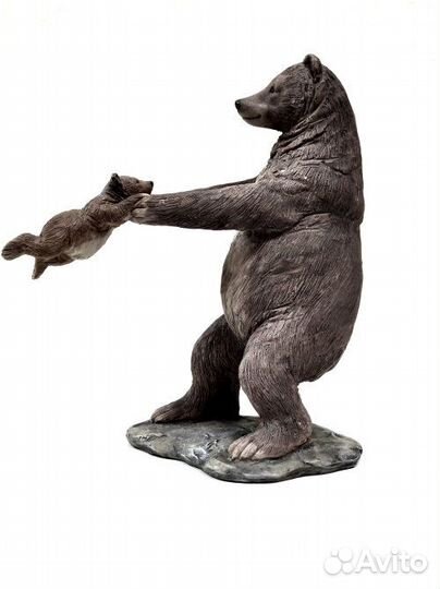 Статуэтка Медведица с медвежонком