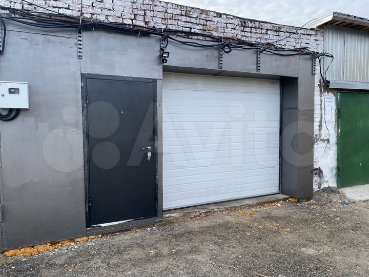 Гараж, > 30 м²