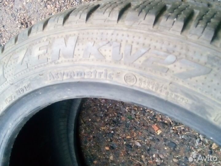 Kumho I'Zen KW27 245/45 R17