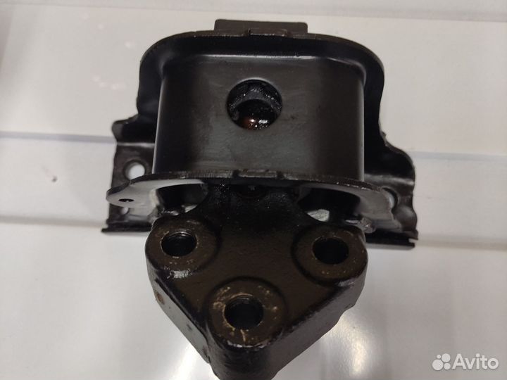 Подушка двигателя citroen c3