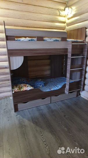 Продам 2х ярусную кровать